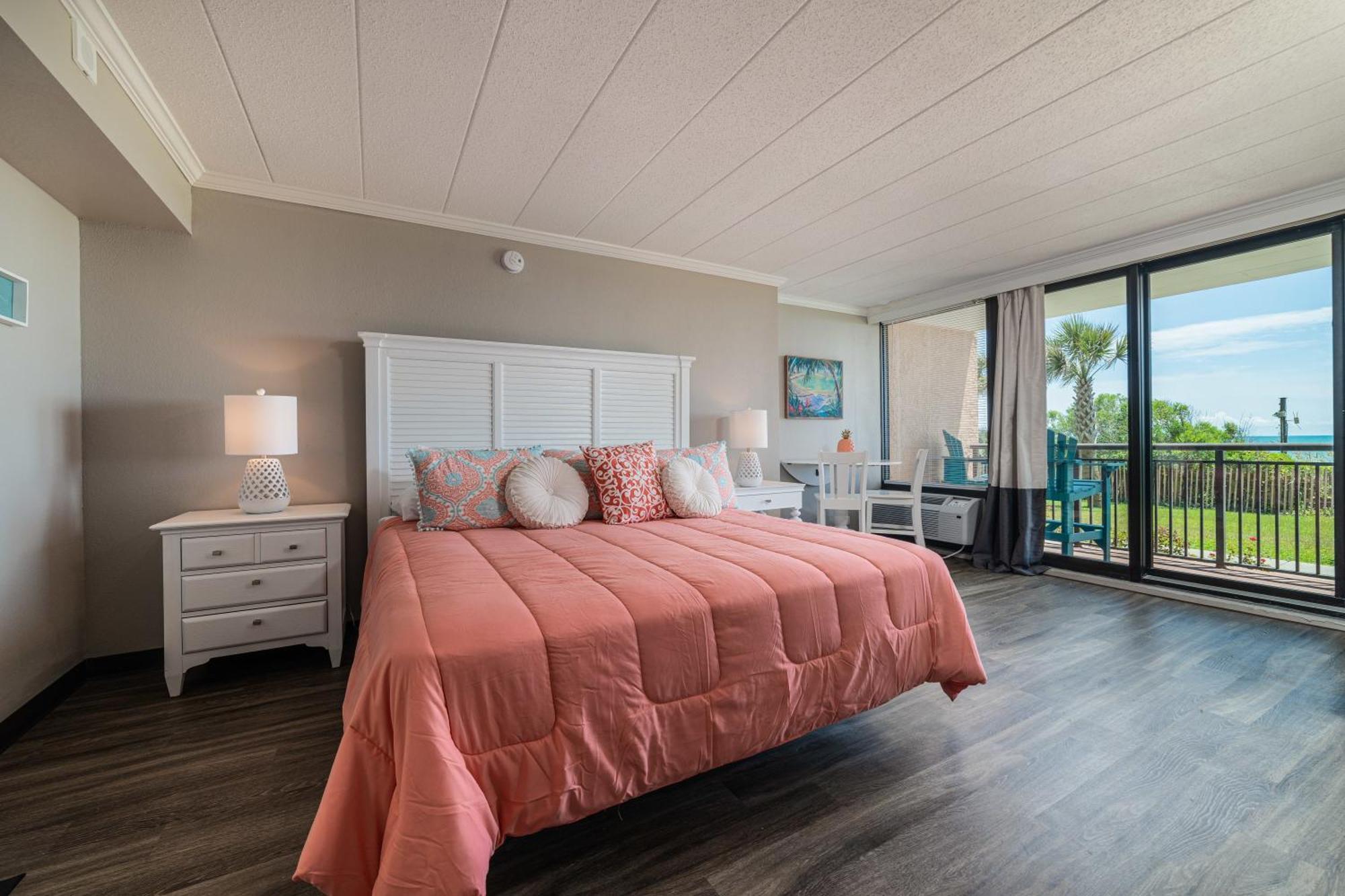 Ground Floor Ocean Front Studio - Caravelle Resort 124 Миртъл Бийч Екстериор снимка
